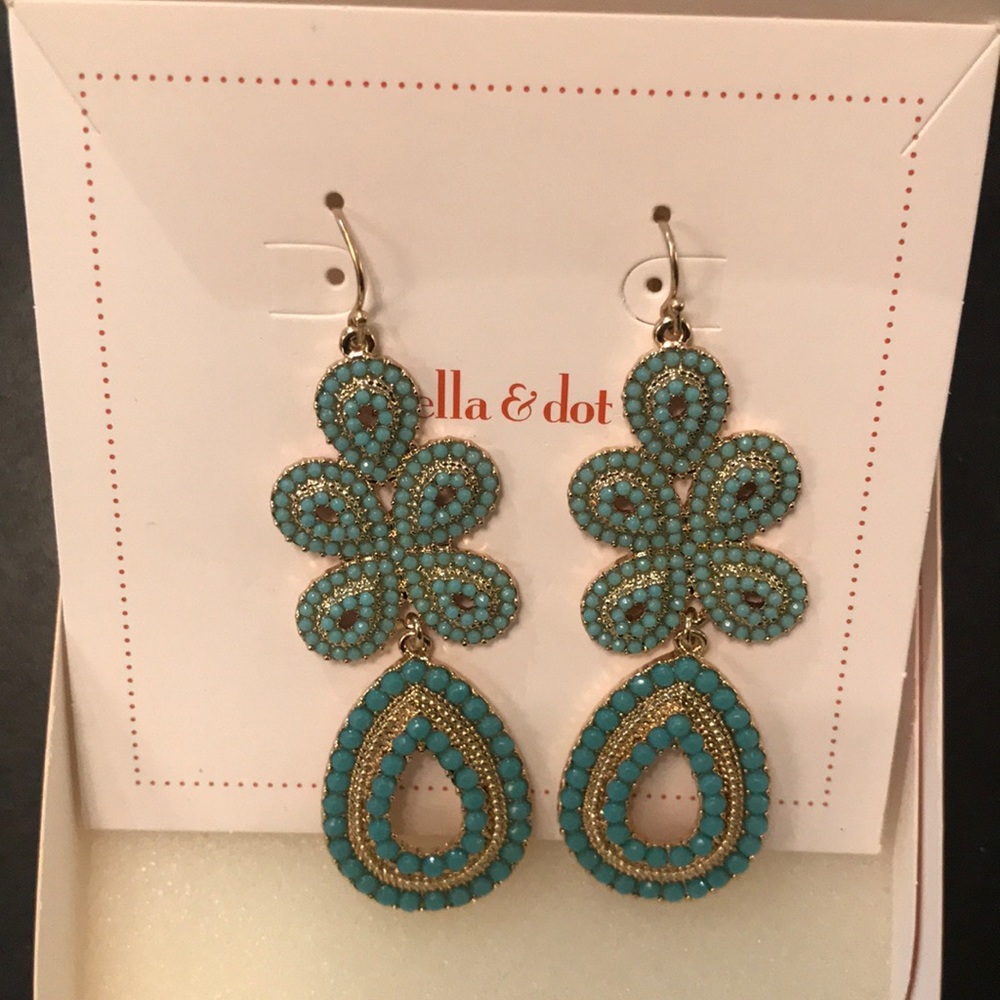 Stella & Dot earrings